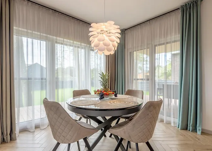 „perkunas“ ヴィラ パランガ